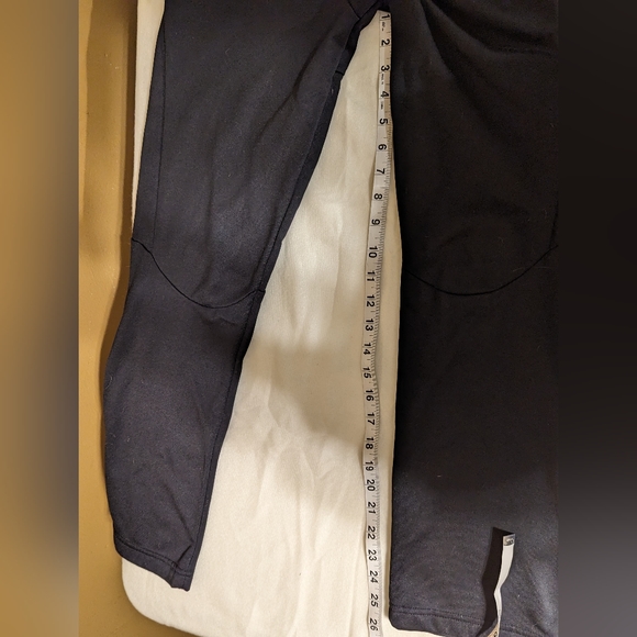 SOLD!! BOYS, Nike Dri Fit Pants - Picture 6 of 9